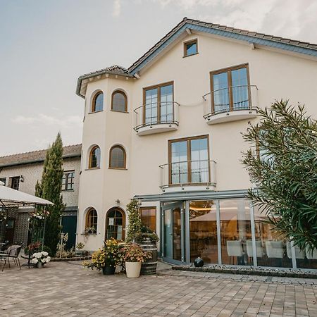 Weingut U. Gaestehaus Vogt-Fehlinger Biebelsheim ภายนอก รูปภาพ
