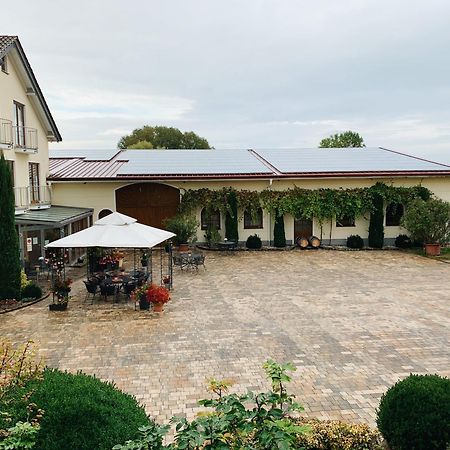 Weingut U. Gaestehaus Vogt-Fehlinger Biebelsheim ภายนอก รูปภาพ